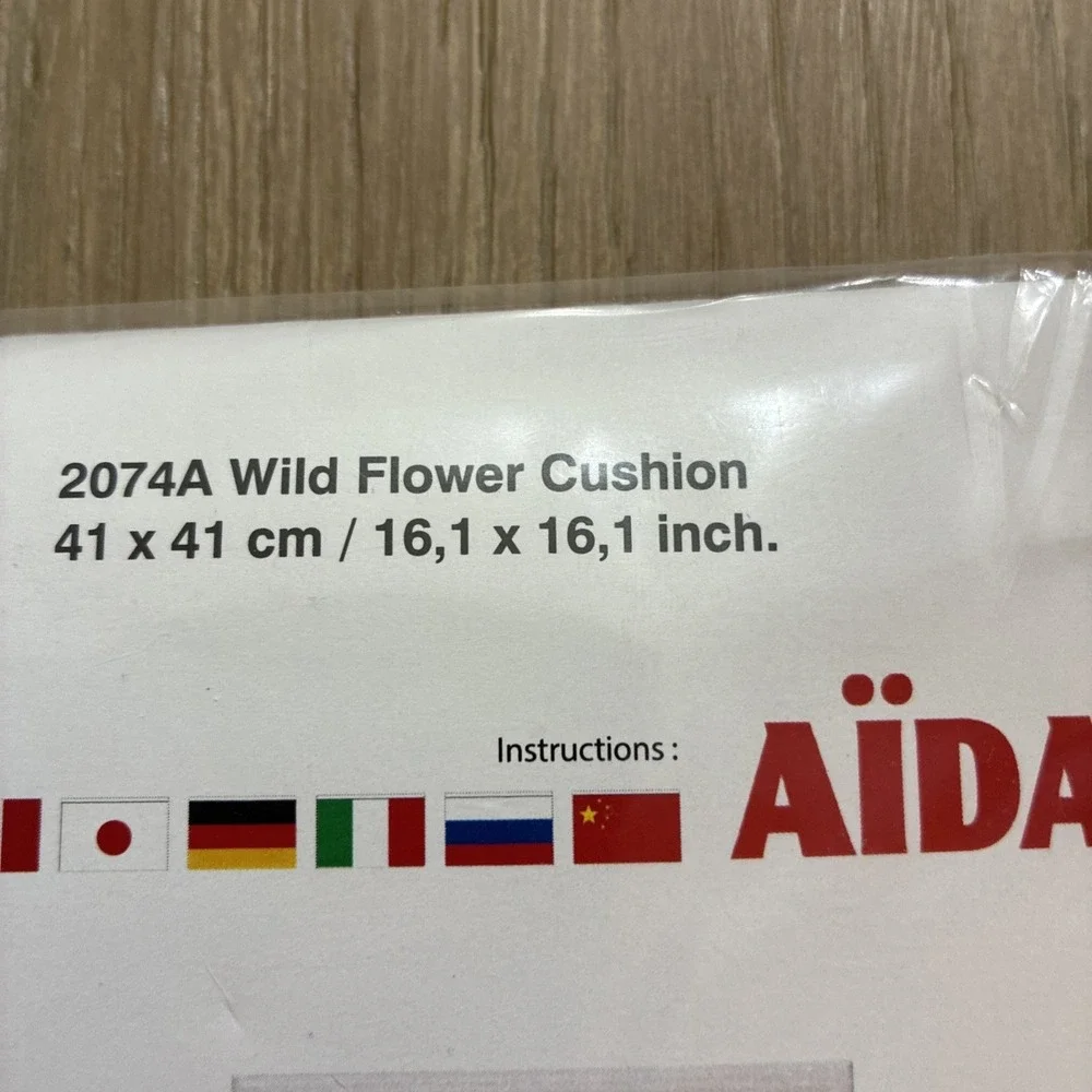 Thea Gouverneur new package